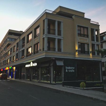 Azzurro Apartment - Ideal For Your Seaside Escape In Burgas by Eksteriør bilde